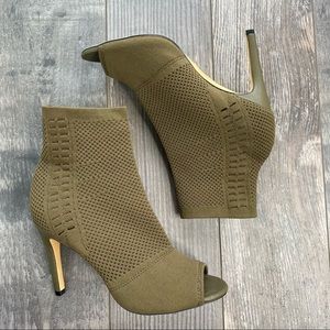 NEW! Express Knit Peep Toe Ankle Heel Sock Boots in Olive Green 8